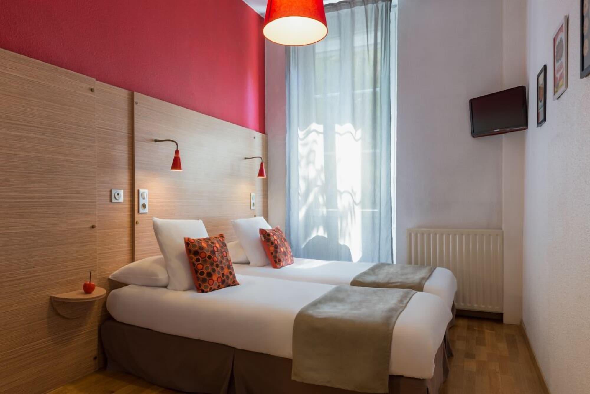 Hotel Edmond Rostand Marseille Bagian luar foto