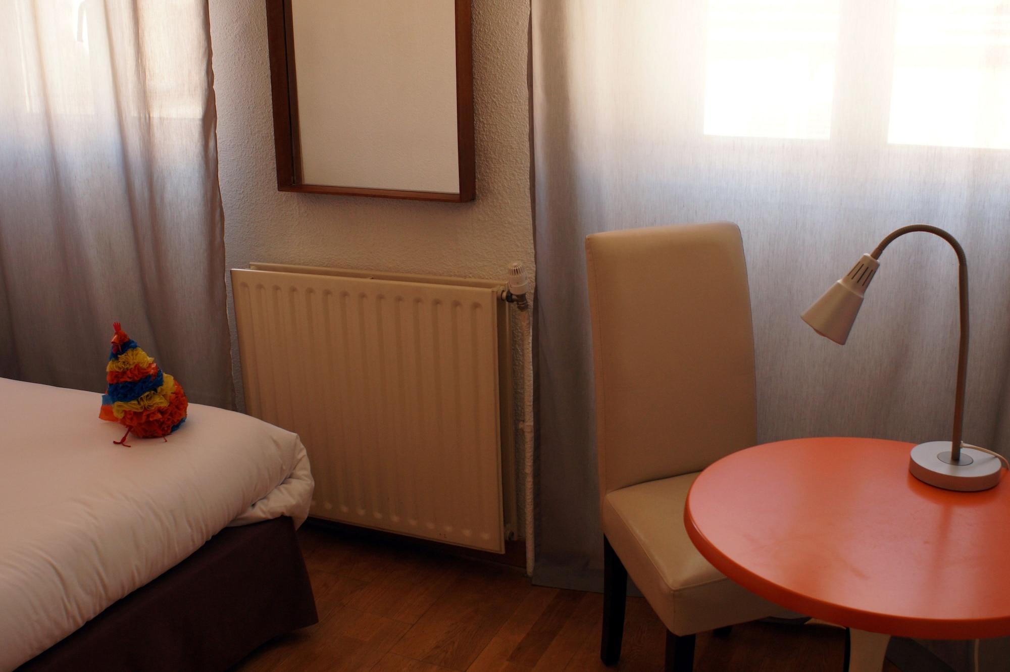Hotel Edmond Rostand Marseille Bagian luar foto
