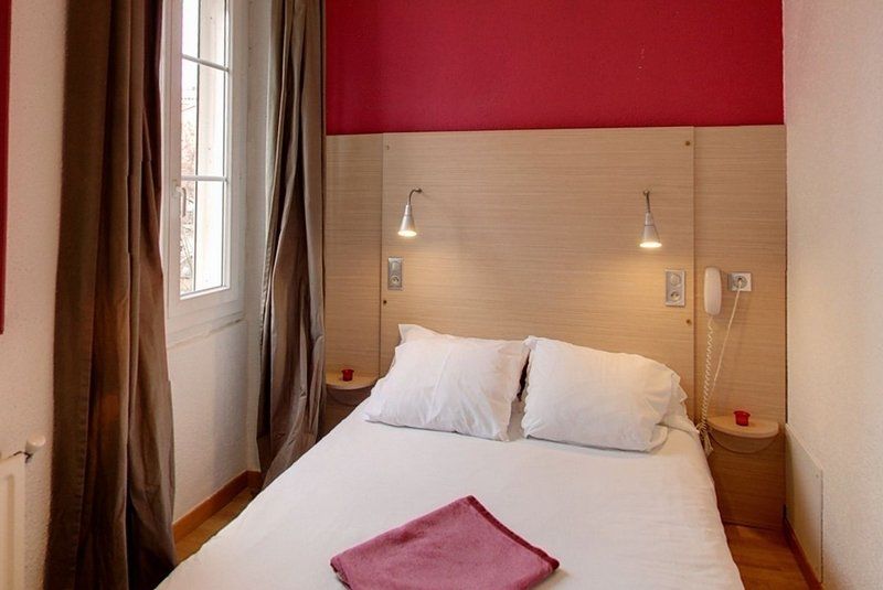 Hotel Edmond Rostand Marseille Bagian luar foto